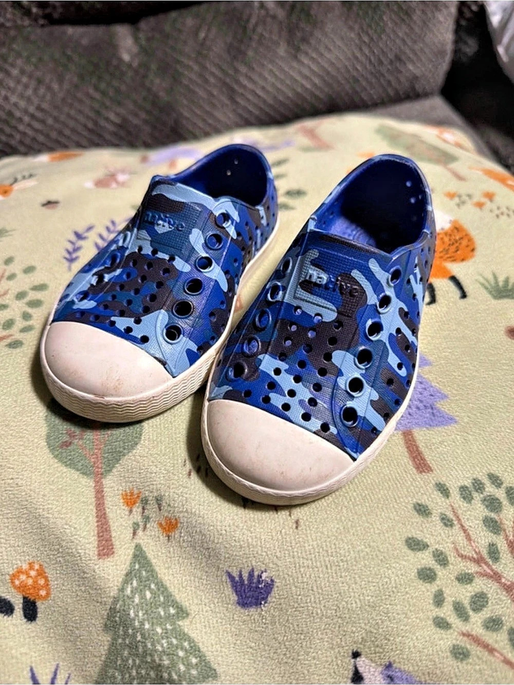 Native Jefferson Print Kids Camo Sneakers Blue & White C5 toddler